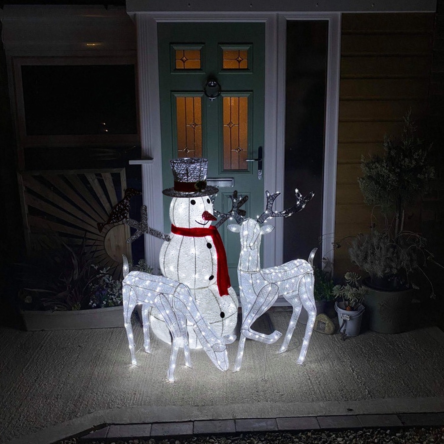 Image of Light up Reindeer Stag, Doe and Snowman - White