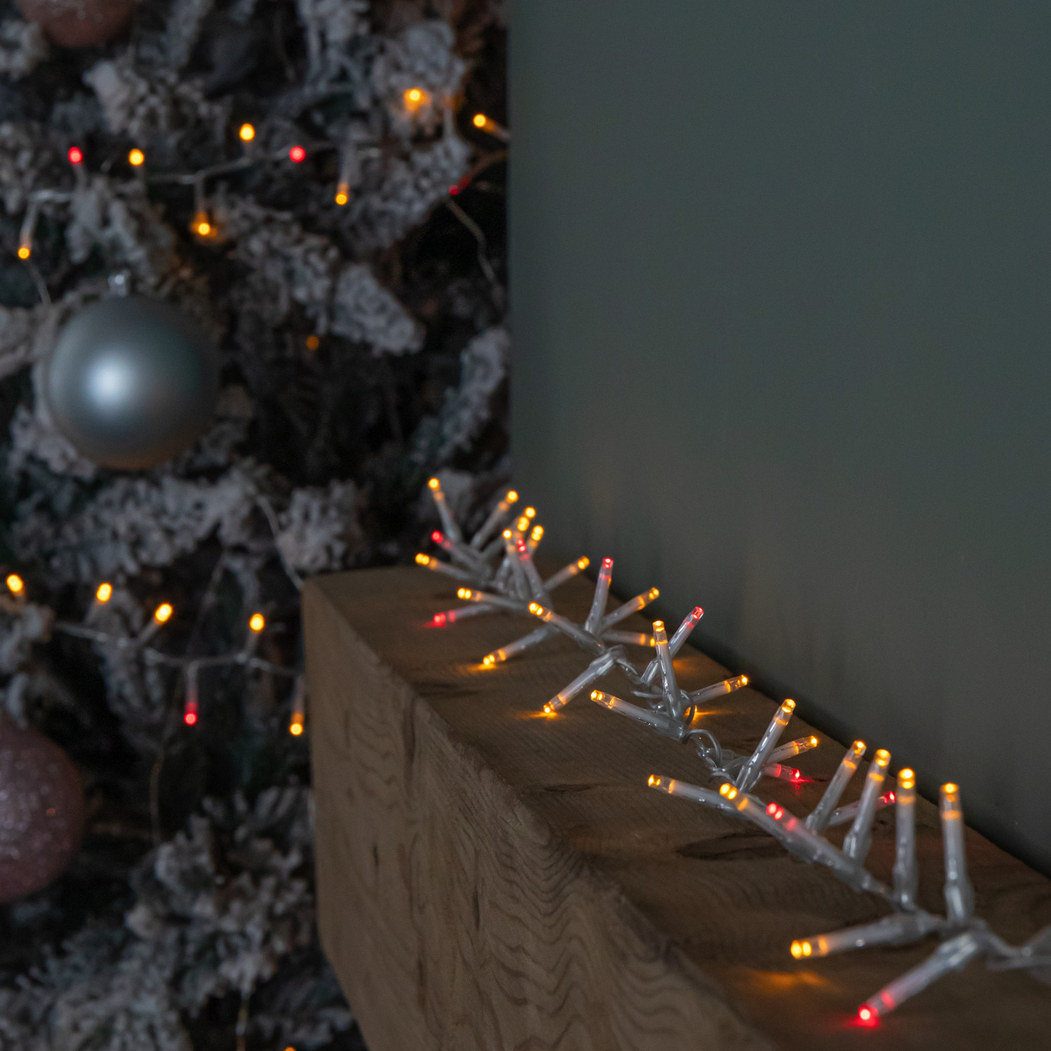B&Q - 18.7M 750 Led Treebrights Christmas String Lights With Timer In Vintage Gold And Red On Clear Cable - Image 2