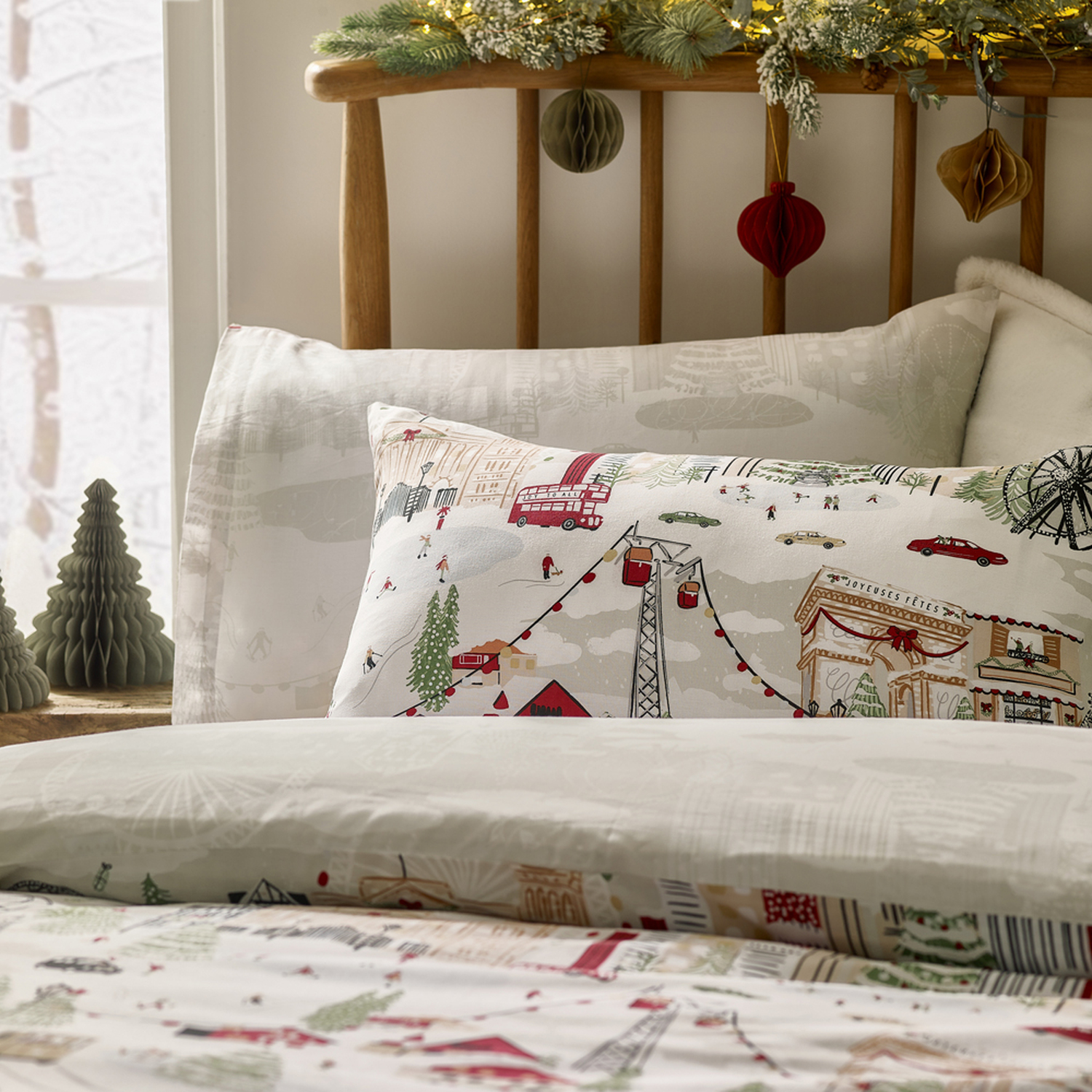 Joy To All Printed Duvet Cover Set Super King - Snow Berry