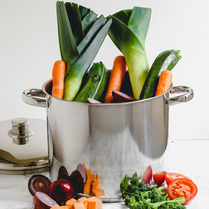 MasterClass Stainless Steel 8.5 Litre Stockpot