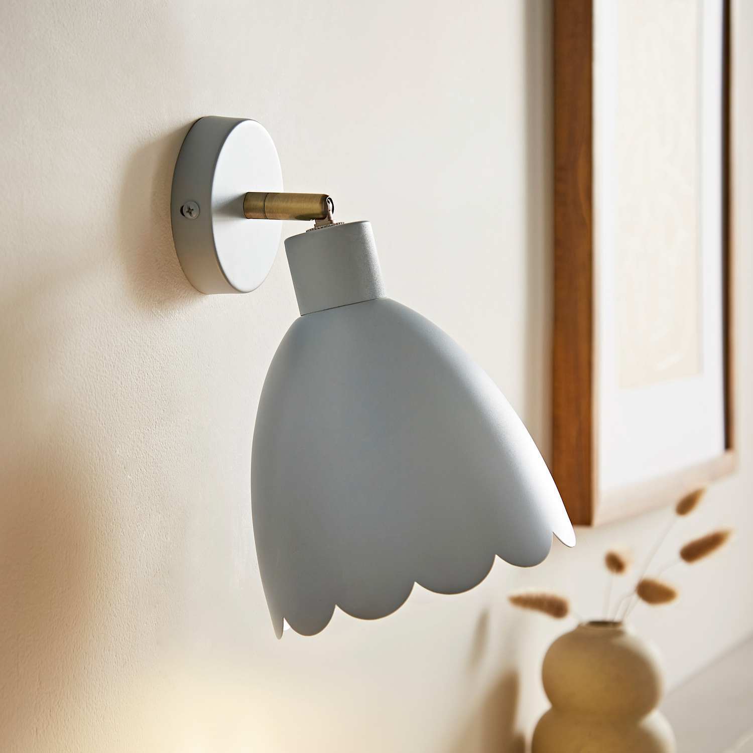 Valuelights Millie Scallop Adjustable Wall Light - Powder Blue / 0.7Kg / Metal
