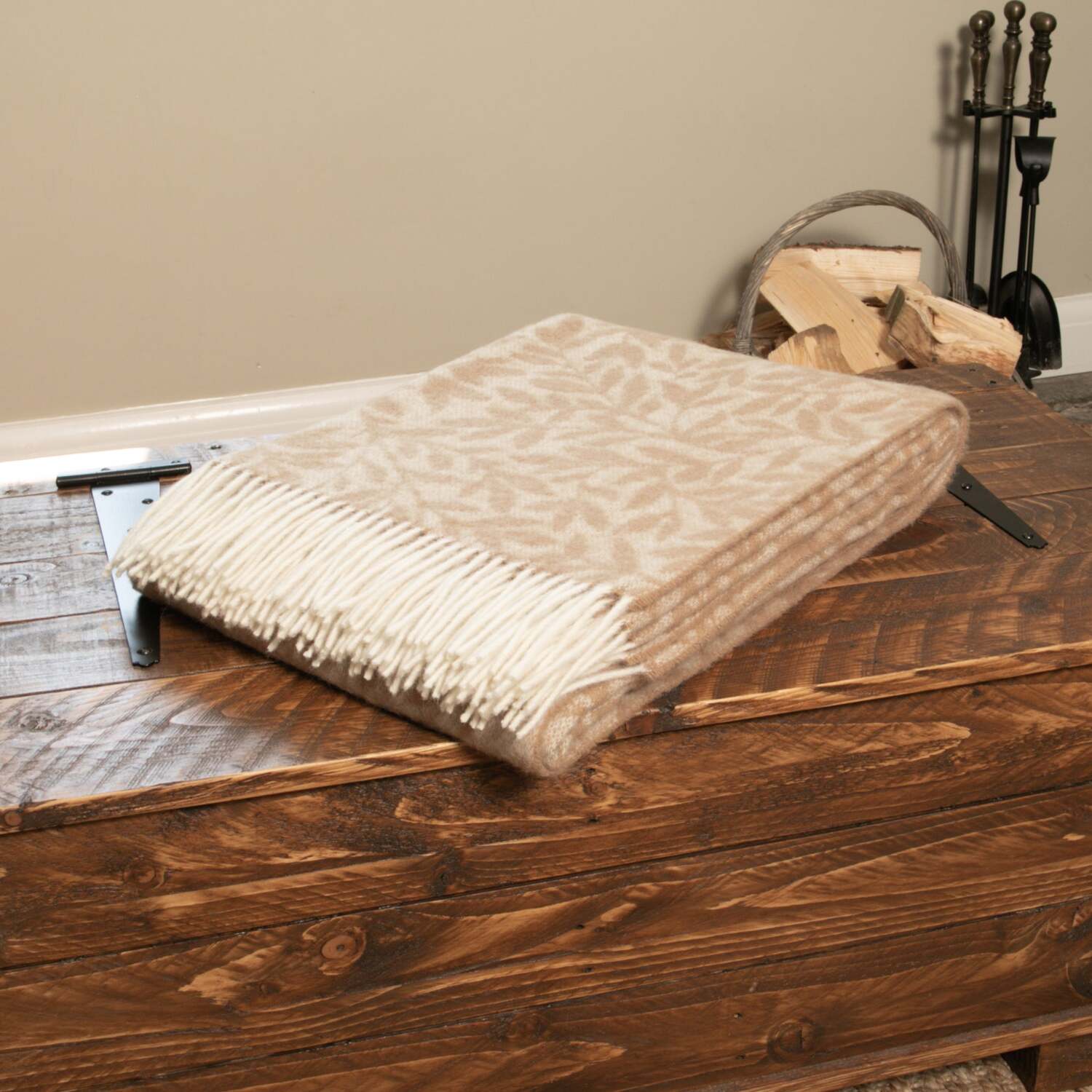 Native Natural Leaf Pattern Wool Blanket - Beige