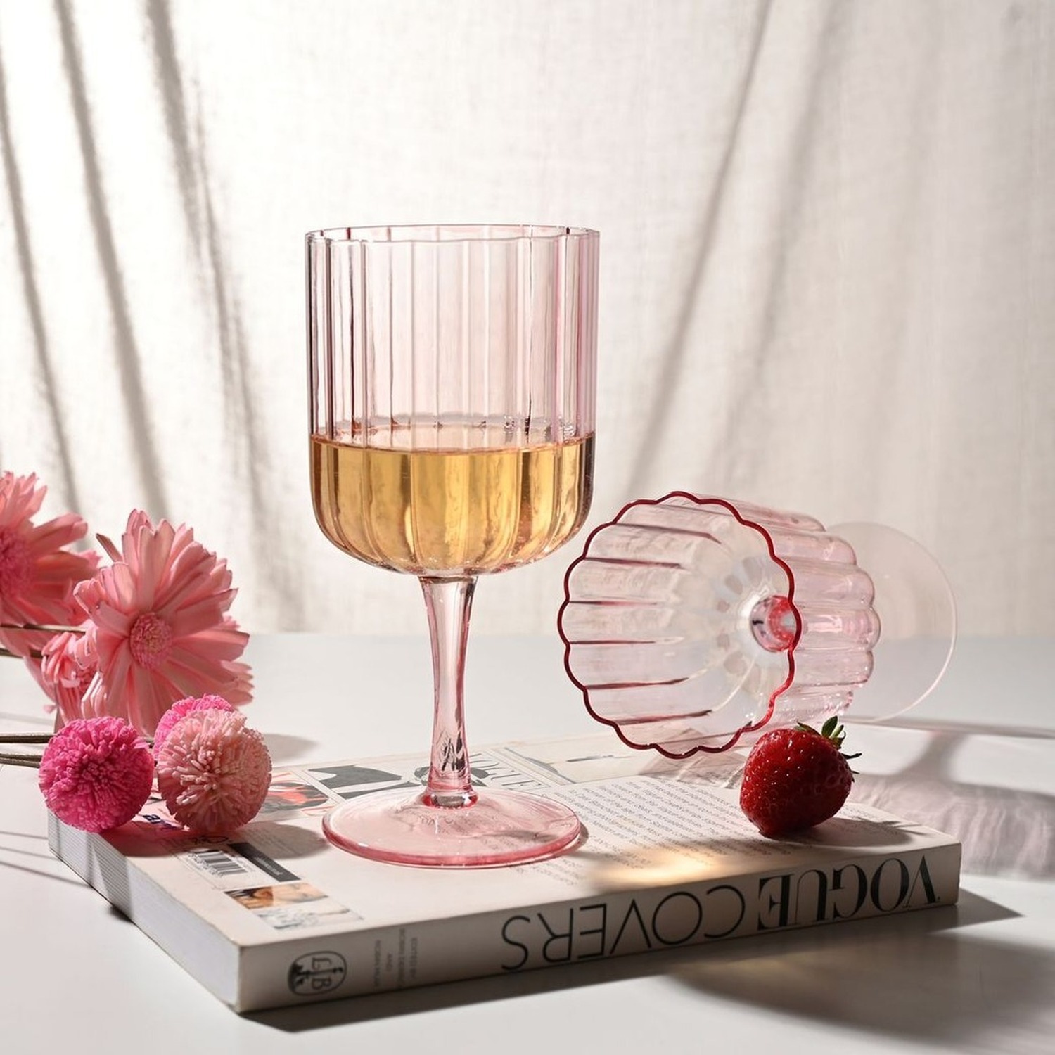 Set Of 2 Bright Pink Scalloped Wine Glass Glassware - Image 5