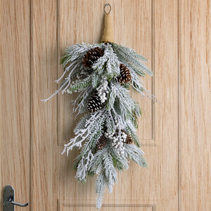Frosted Snowberry Door Drop