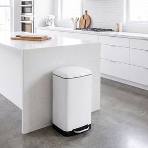 SONGMICS Soft Close Steel Pedal Bin 30L