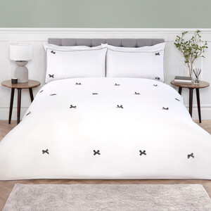 Belle Bow Bedding