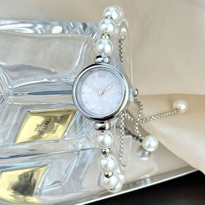 J157 Pearl watch
