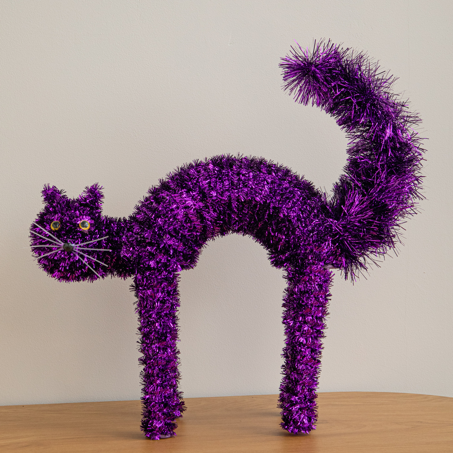 Smart Garden Products 42Cm Standing Scaredy Cat Halloween Decoration In Purple - Image 2