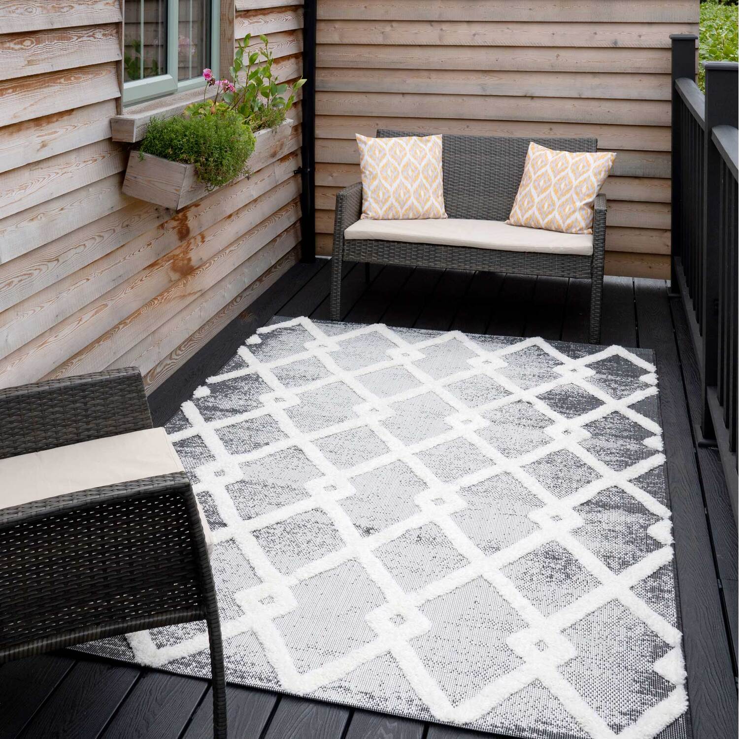 The Rug House - Charcoal Grey Diamond Trellis Textured Flatweave Indoor Outdoor Rug - Charcoal Grey / 290 x 200cm thumbnail