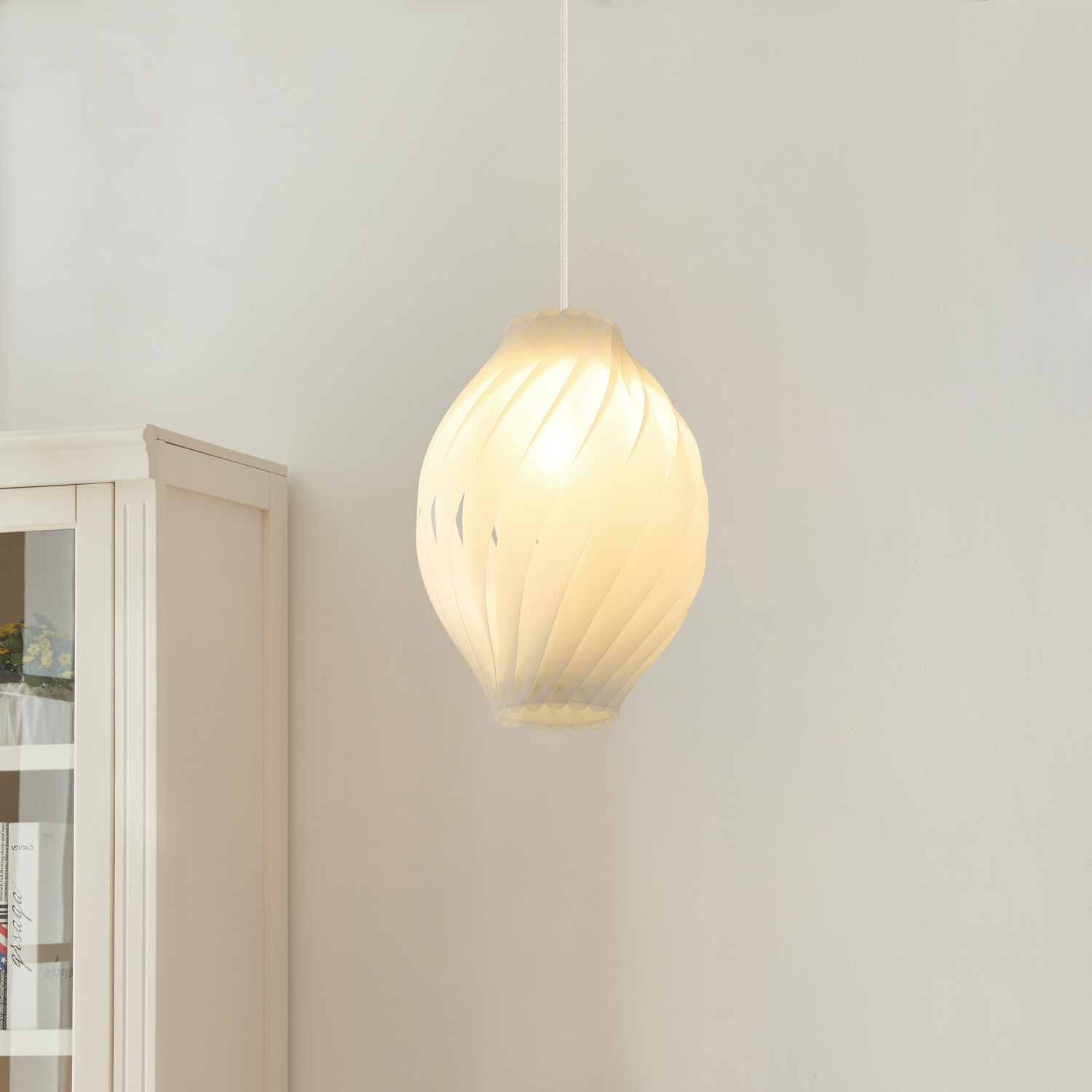 Image of Mirella Shade - White or Black