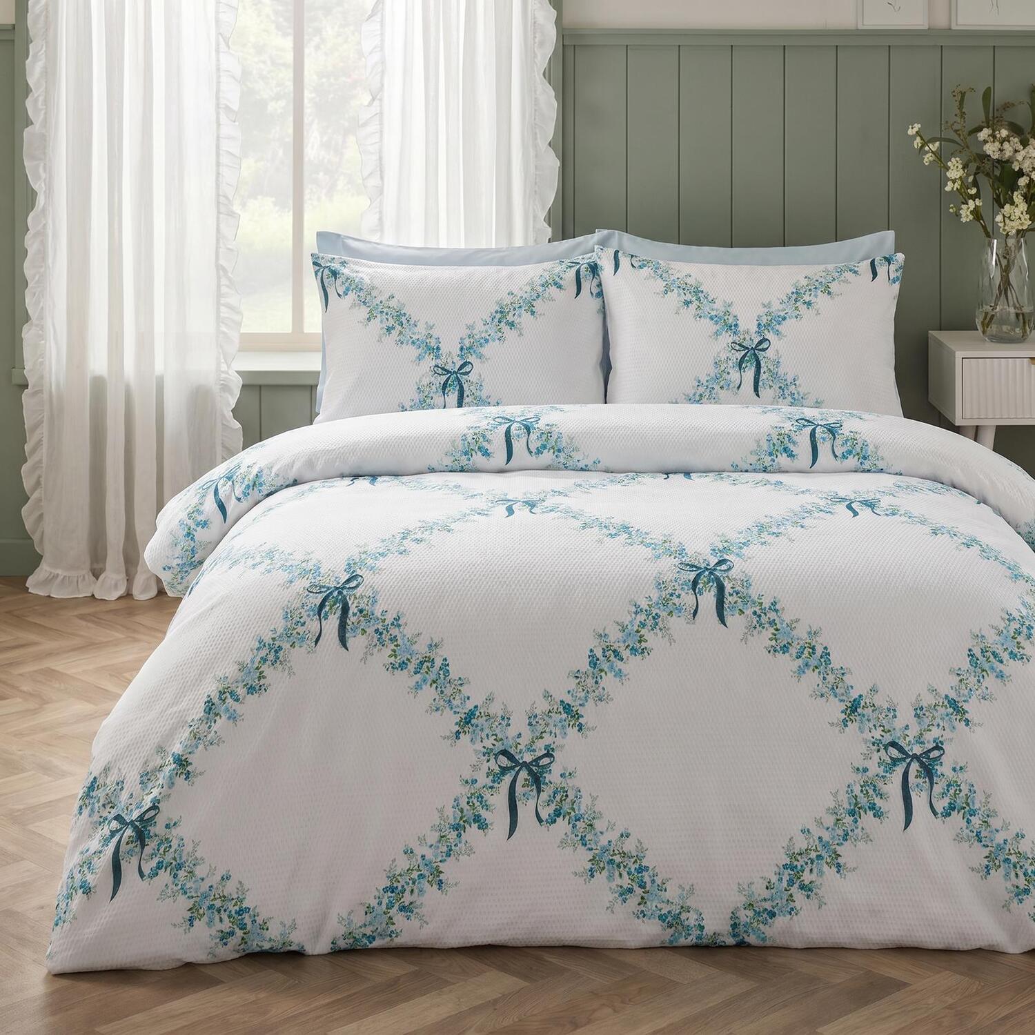 OHS Botanics Embossed Waffle Duvet Cover Set with Pillowcase in Ivory | Size: Double