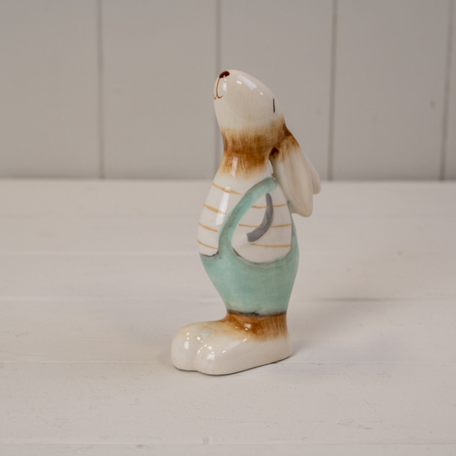  - Charming Green Medium Gazing Hare - Image 3