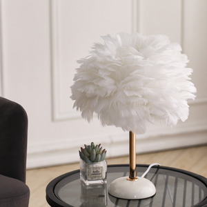 Feather Ceramic Table Lamp