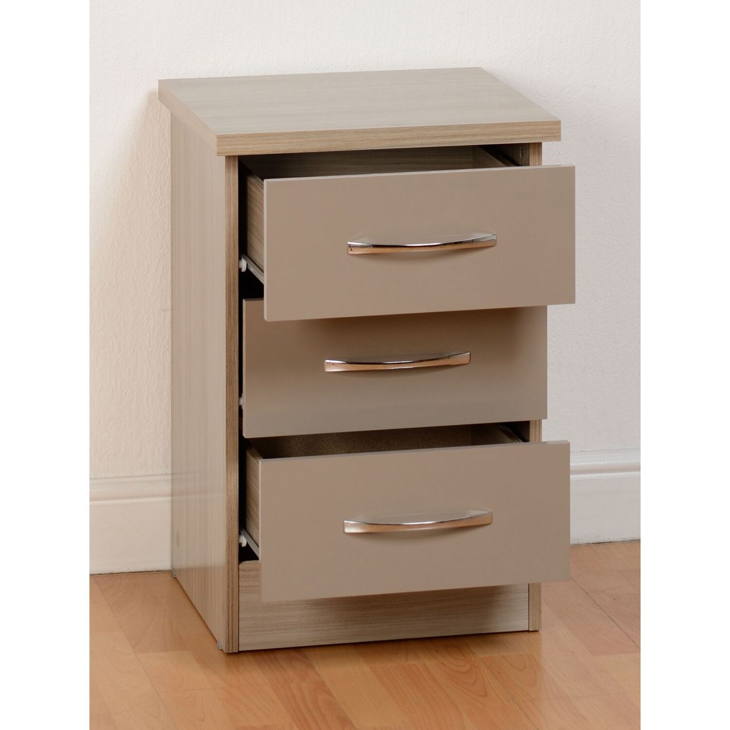 Nevada 3 Drawer Bedside - Oyster Light Oak