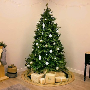 Luxury Faux Hinged Nordic Spruce Christmas Tree