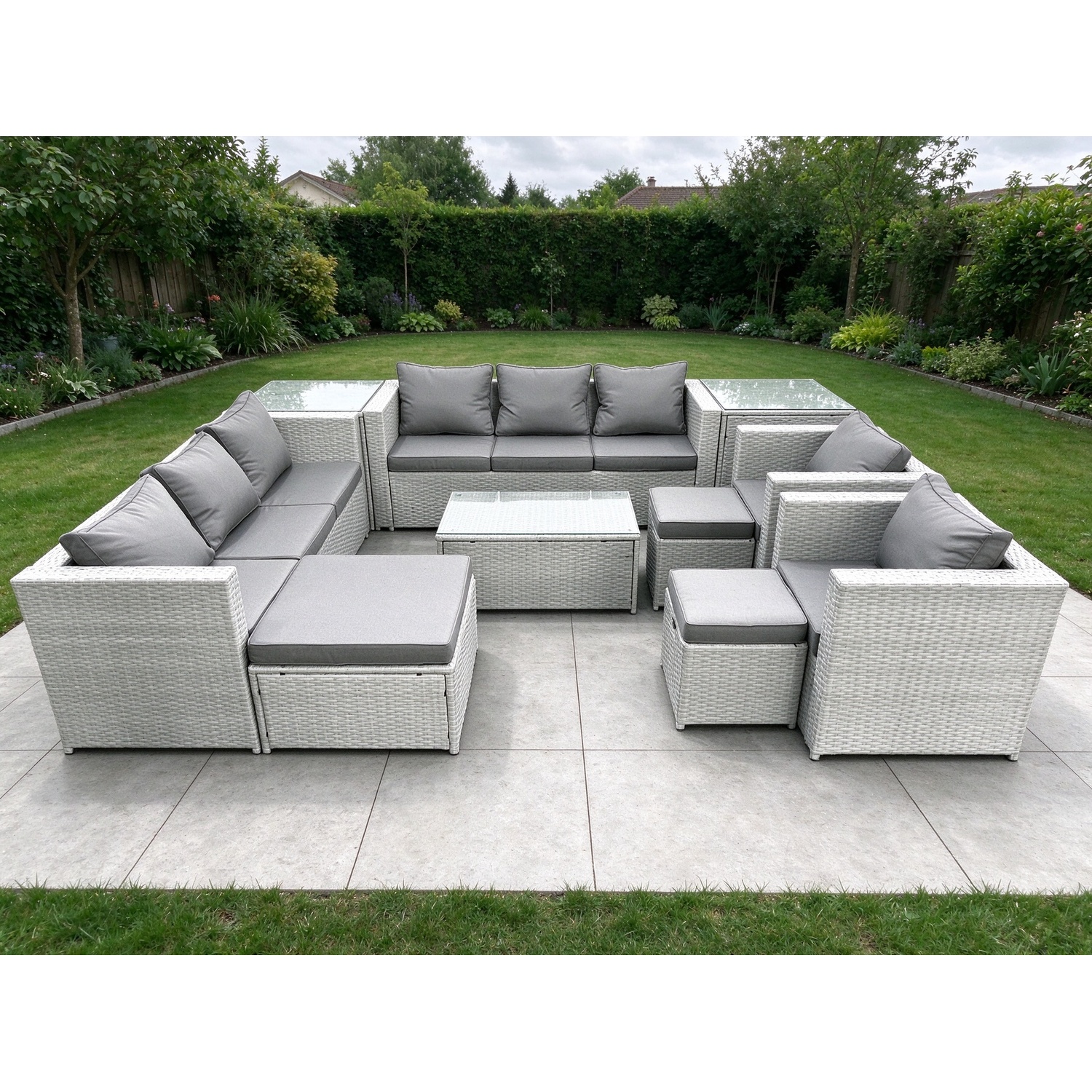B&Q - Outdoor Rattan Sofa Garden Furniture Set 2 Armchairs Oblong Coffee Table 3 Stools 2 Side Tables Light Grey - Image 2