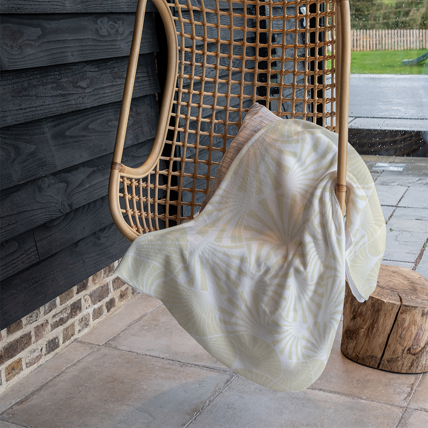 Golden Star Ornament Blanket - Gold