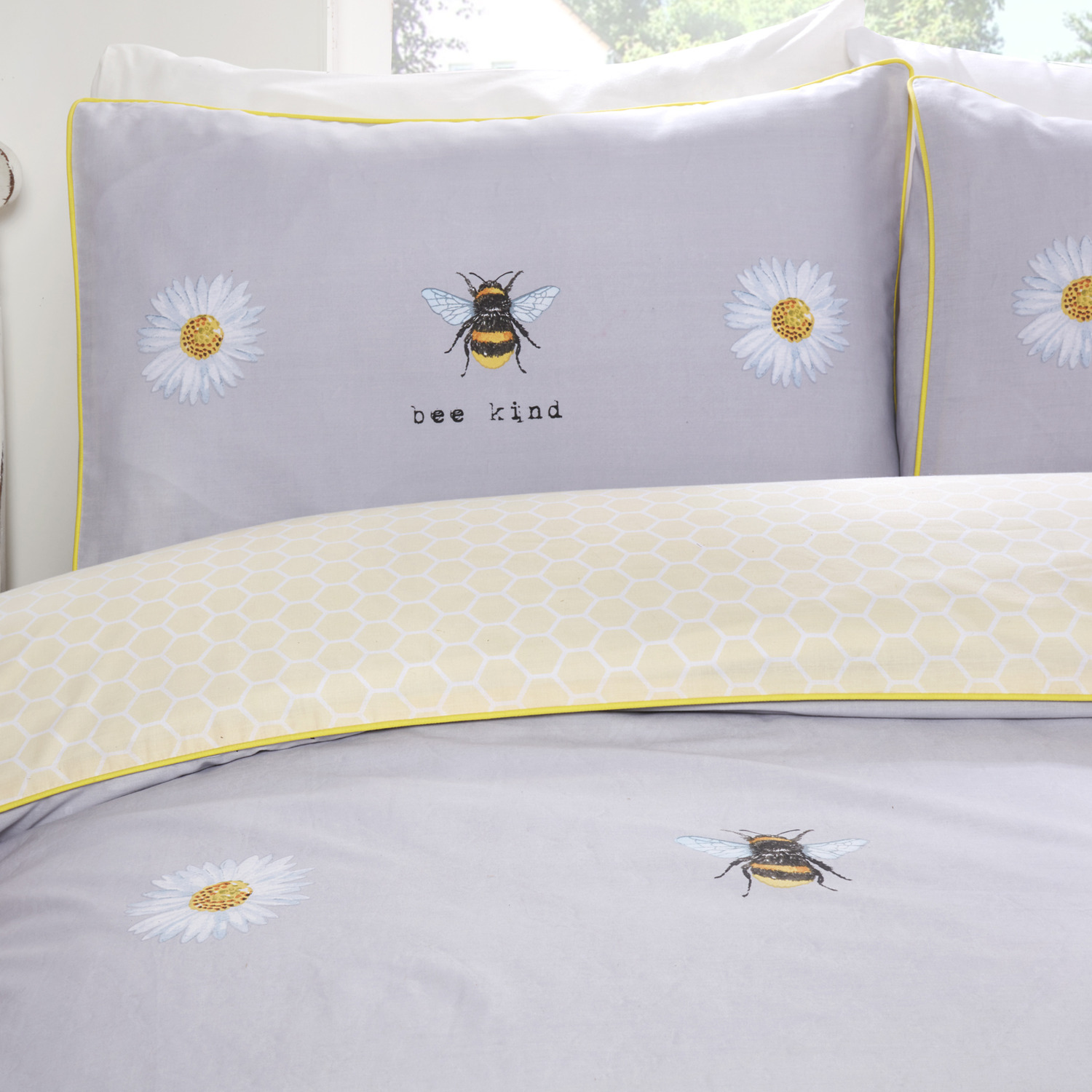 Bee Kind Duvet Set - Multi King