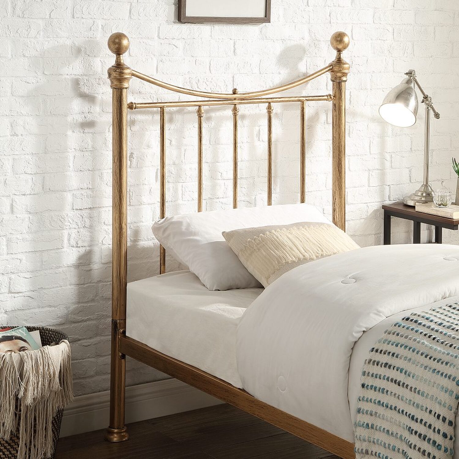 Hampstead Traditional Style Antique Brass Effect Metal Bed Frame - Antique Brass Single
