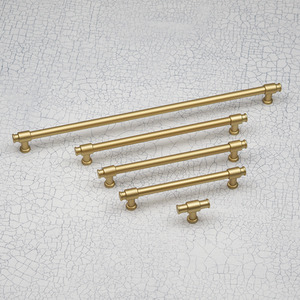 Matt Gold Clasp Detail Bar Handles Pull in 5 Sizes