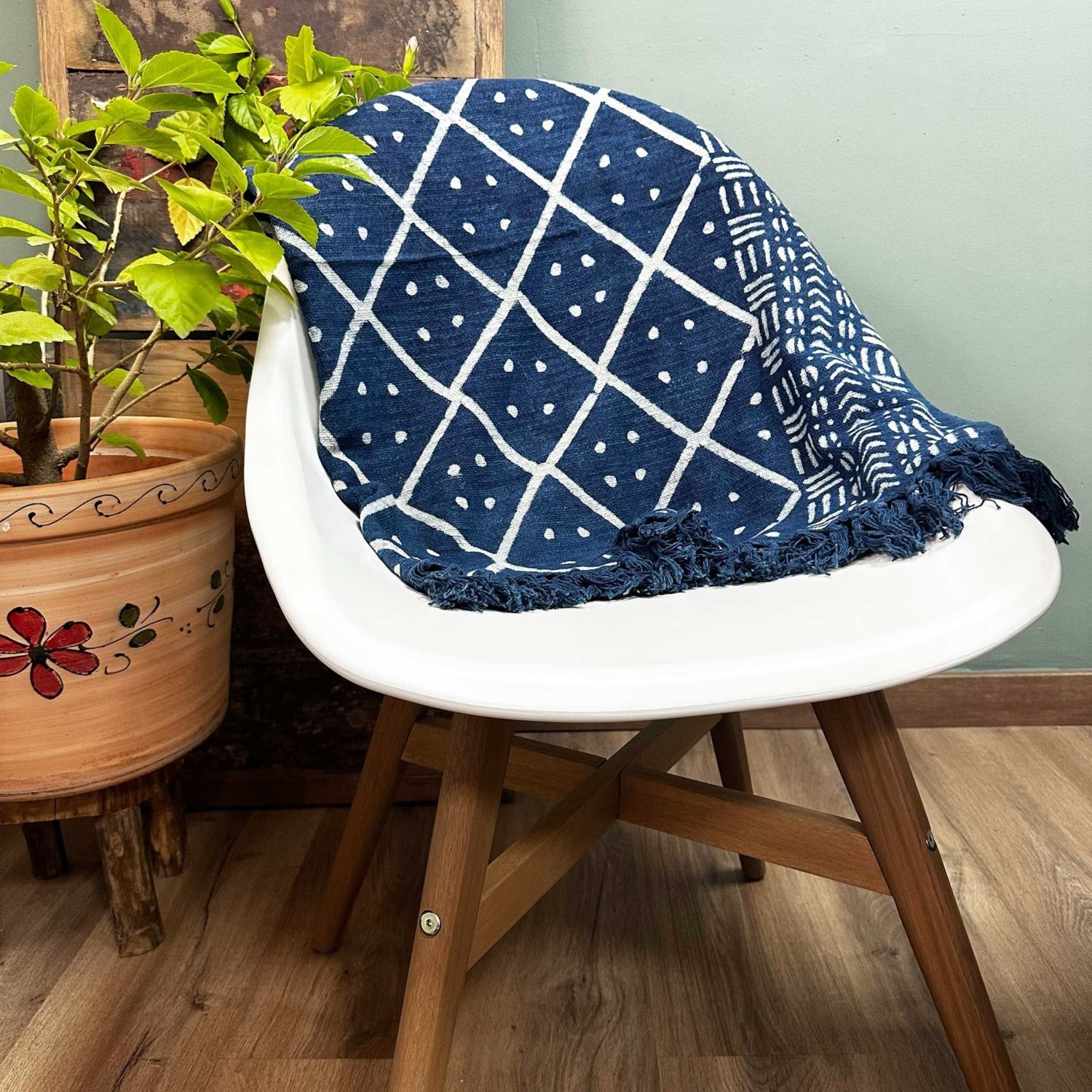 Handmade Indigo Throw Midnight Heerak Elegance - Blue