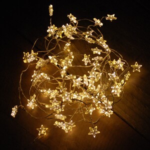 80 LED (2m) Outdoor Warm White Star Cluster Christmas Lights