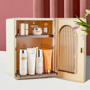 Dustproof Adjustable Large Makeup Orgainser