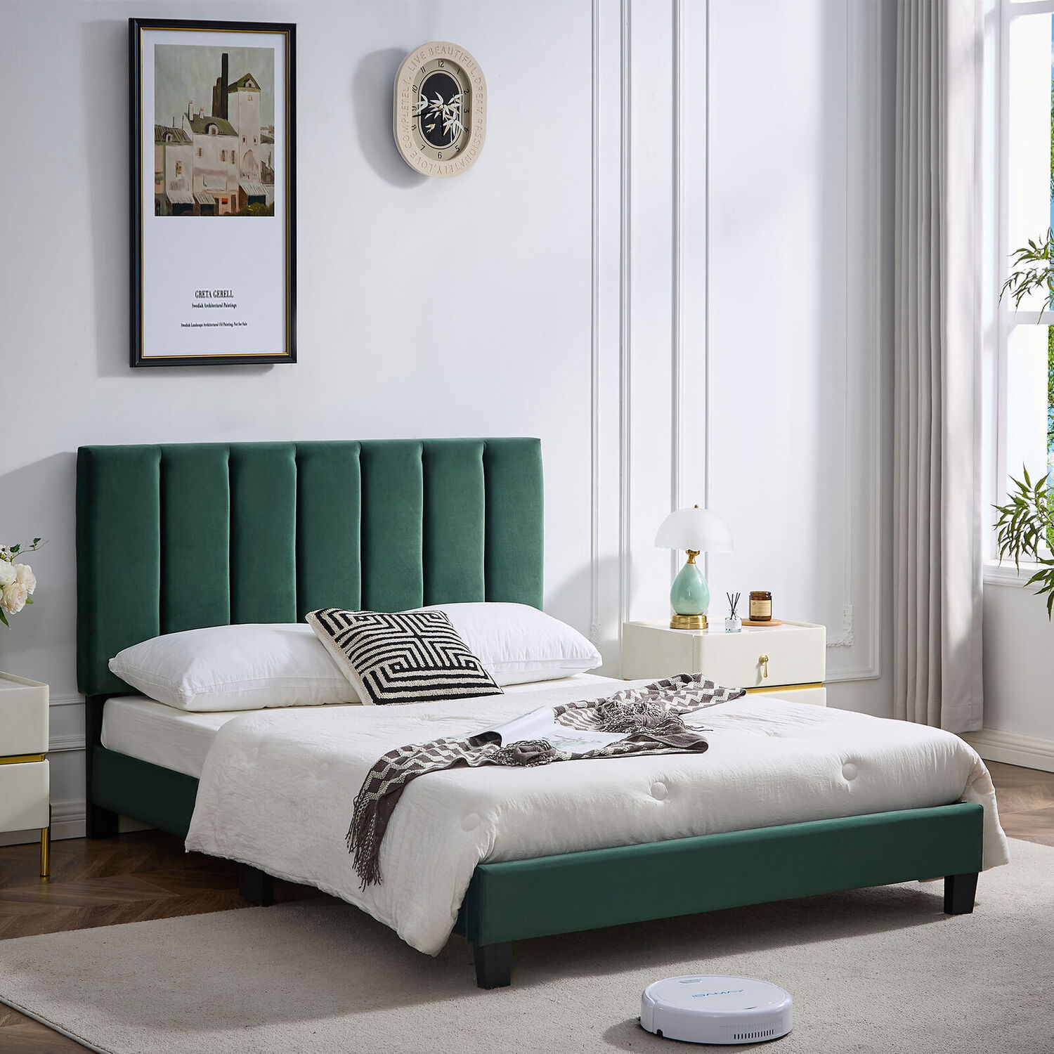 Upholstered Platform Bed with Adjustable Headboard - Green / 162cm