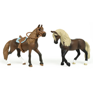 SCHLEICH Horse Club 42738 Paso Peruano Starter Toy Figure Set