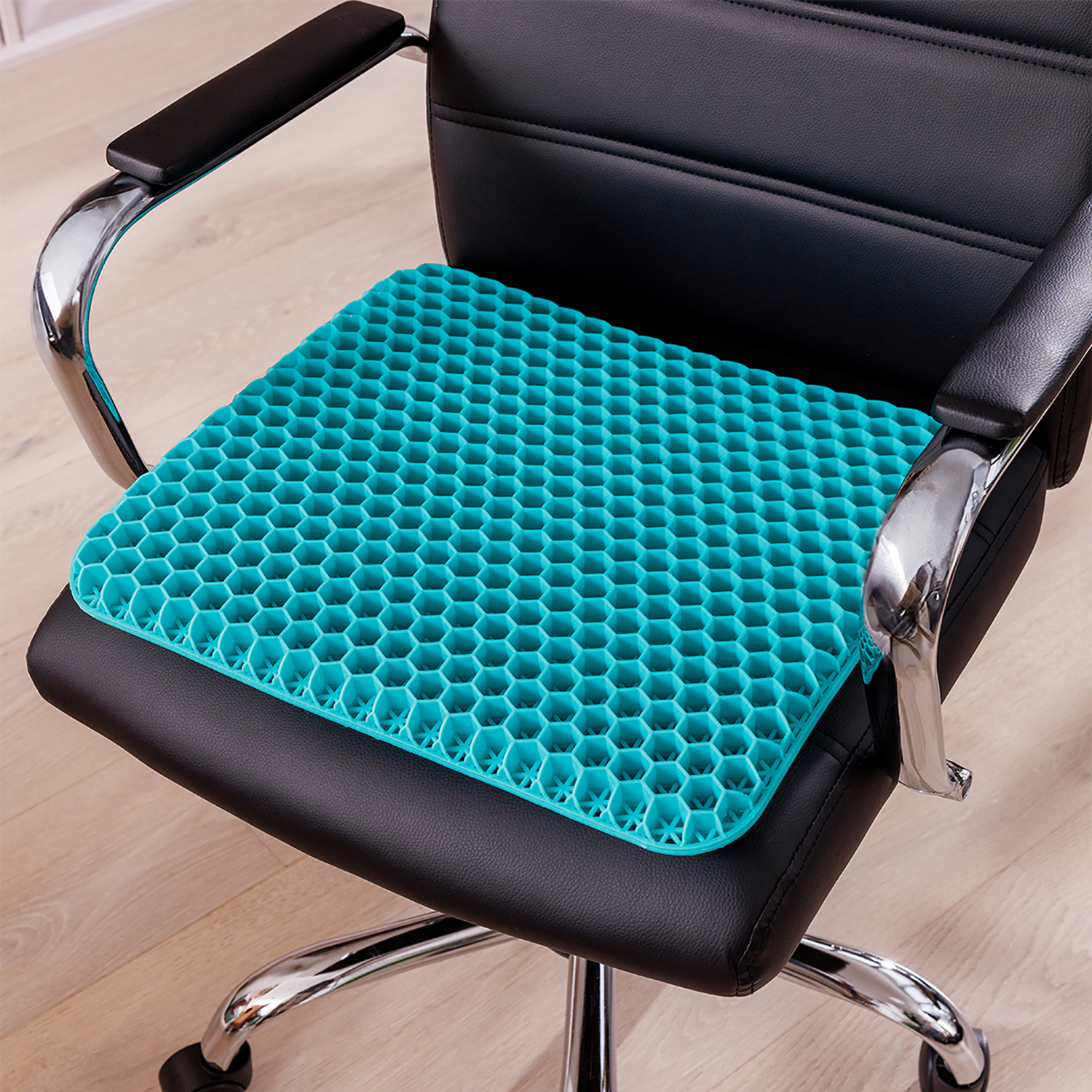 B&Q -  Soft SitterThe Incredibly ComfortableSupportive Flexible Cushion - Image 4