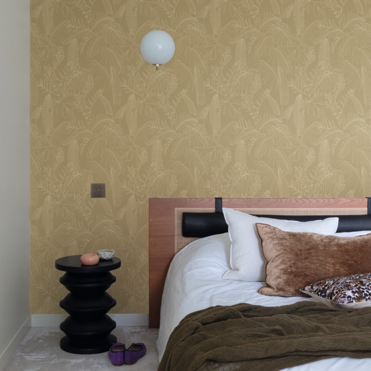 Galapalos Sketch Leaf Sprig Foliage Blown Vinyl Wallpaper