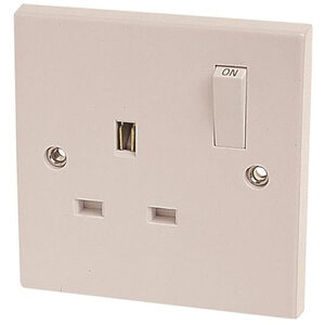 Dencon Switched Socket 1-Gang 13A