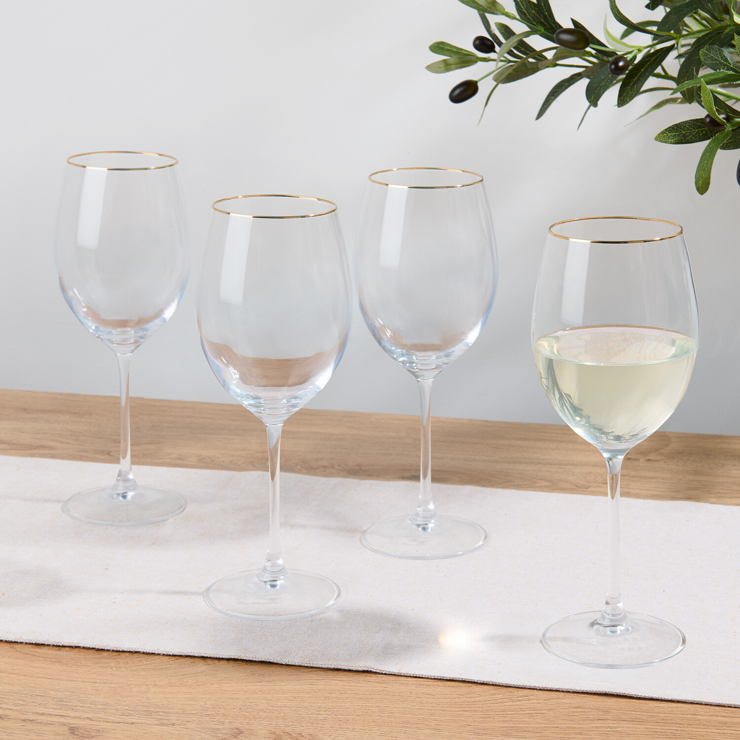 Image of Pack of 4 Gold Rim Wine&hellip;