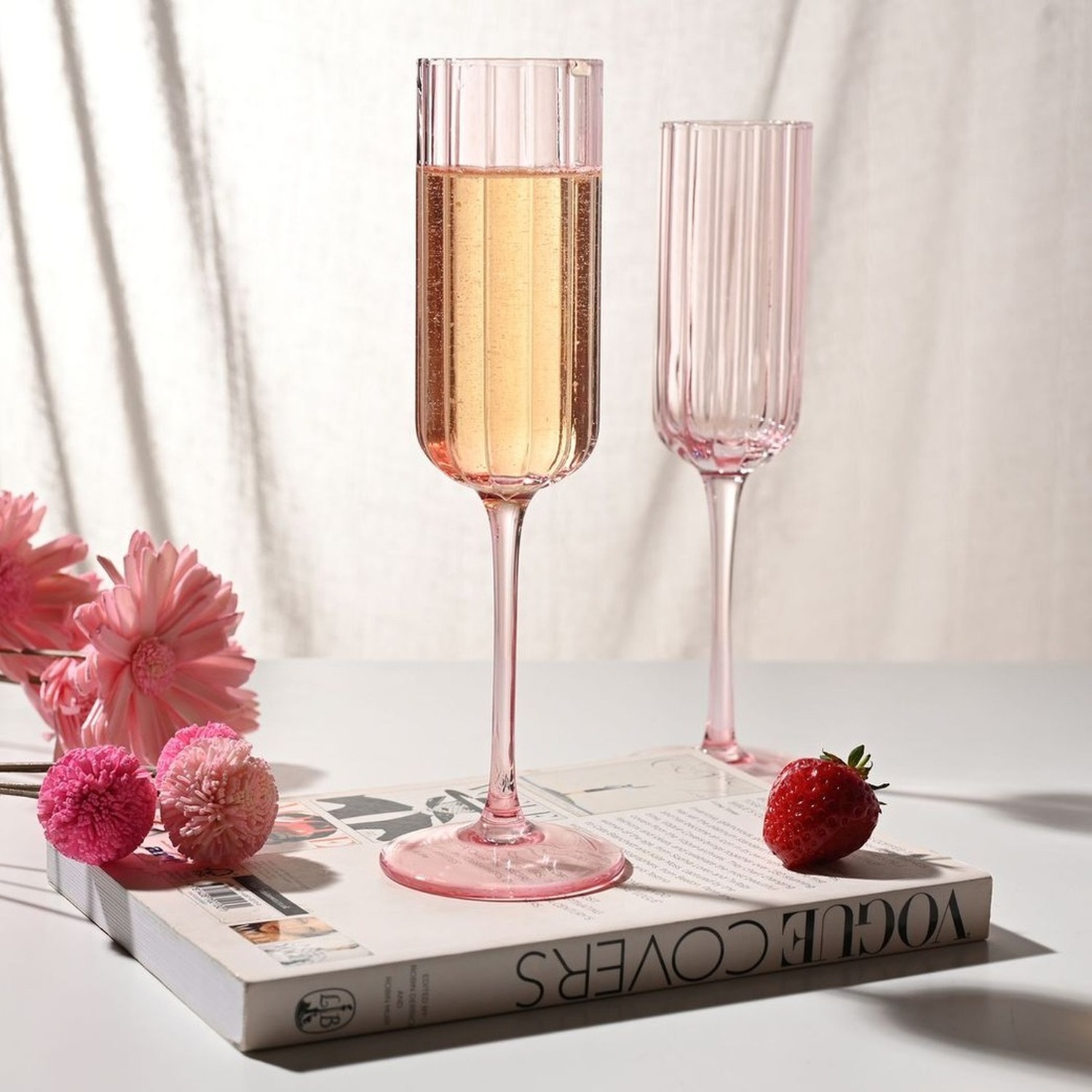 Hestia Unisex Pink Widdop Set Of 2 Scalloped Glass Champagne Flutes - Image 4