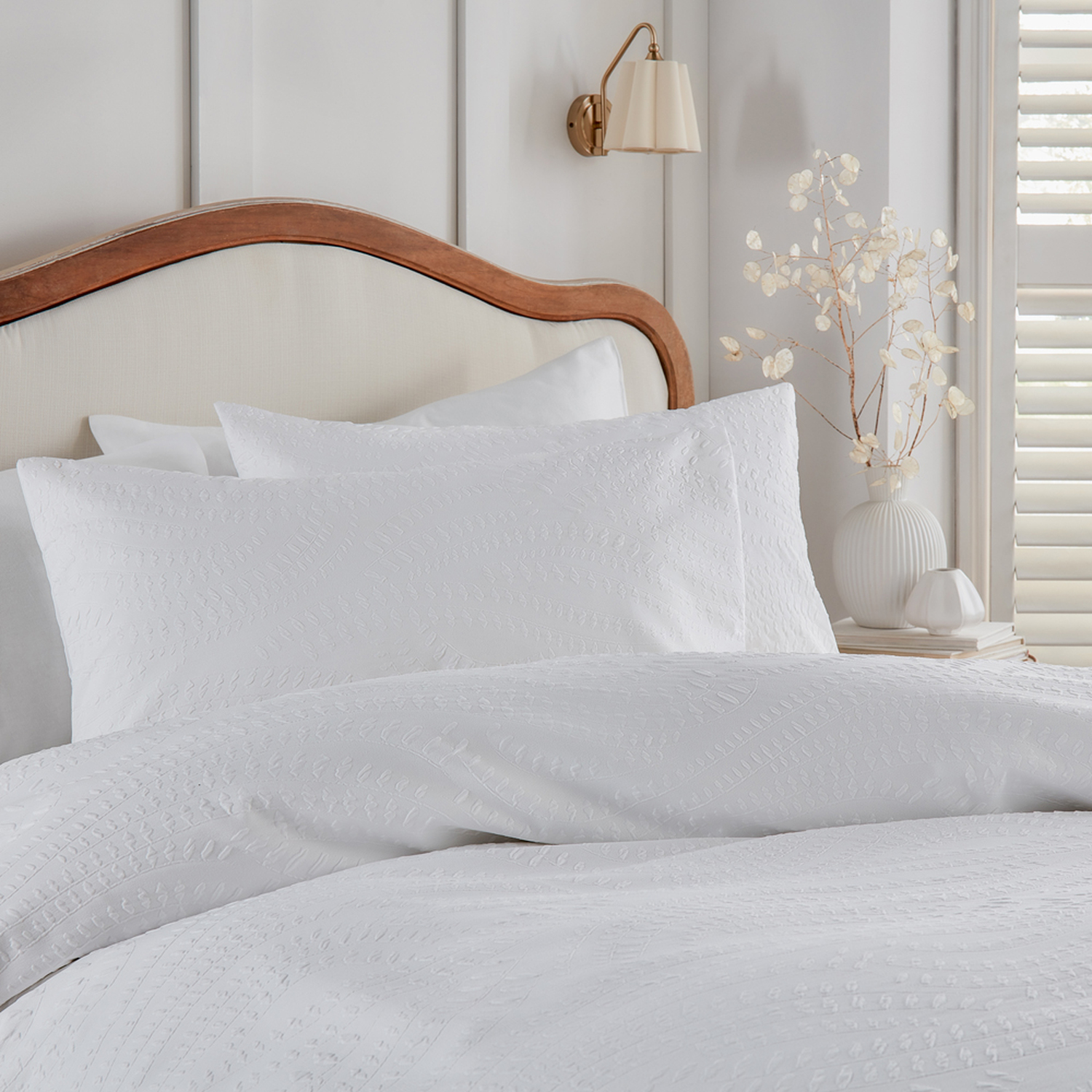 Georgia Embossed Duvet Cover Set - White Super King