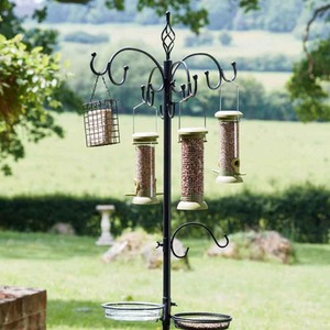 Bird Feeding Station with Feeders