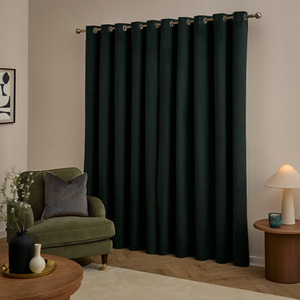 Set of 2 The Ultimate Velvet Blackout Eyelet Curtains