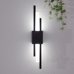 Preston Outdoor Wall Light
