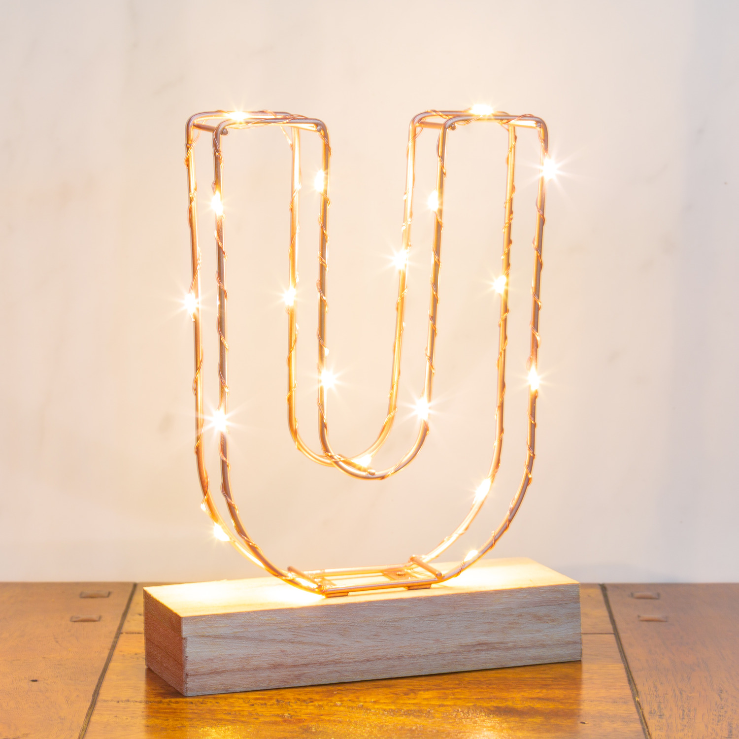 Echo Three Letter Light Wire Frame U - Rose Gold