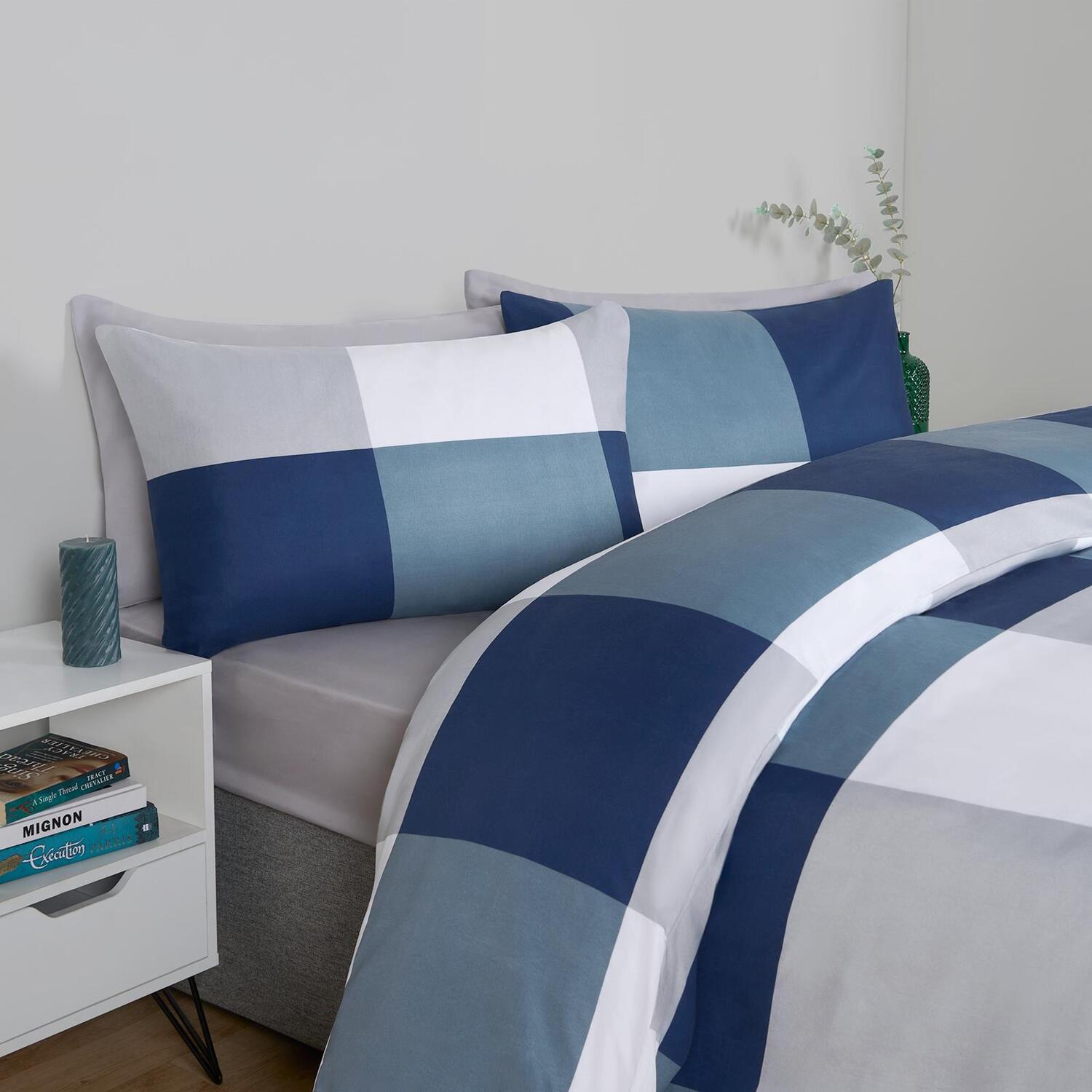 Gingham Check Reversible Duvet Set - Navy Blue King
