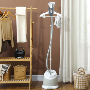 HOMCOM Clothes Steamer Upright Wrinkle Remover with Large 1.8L Water Tank