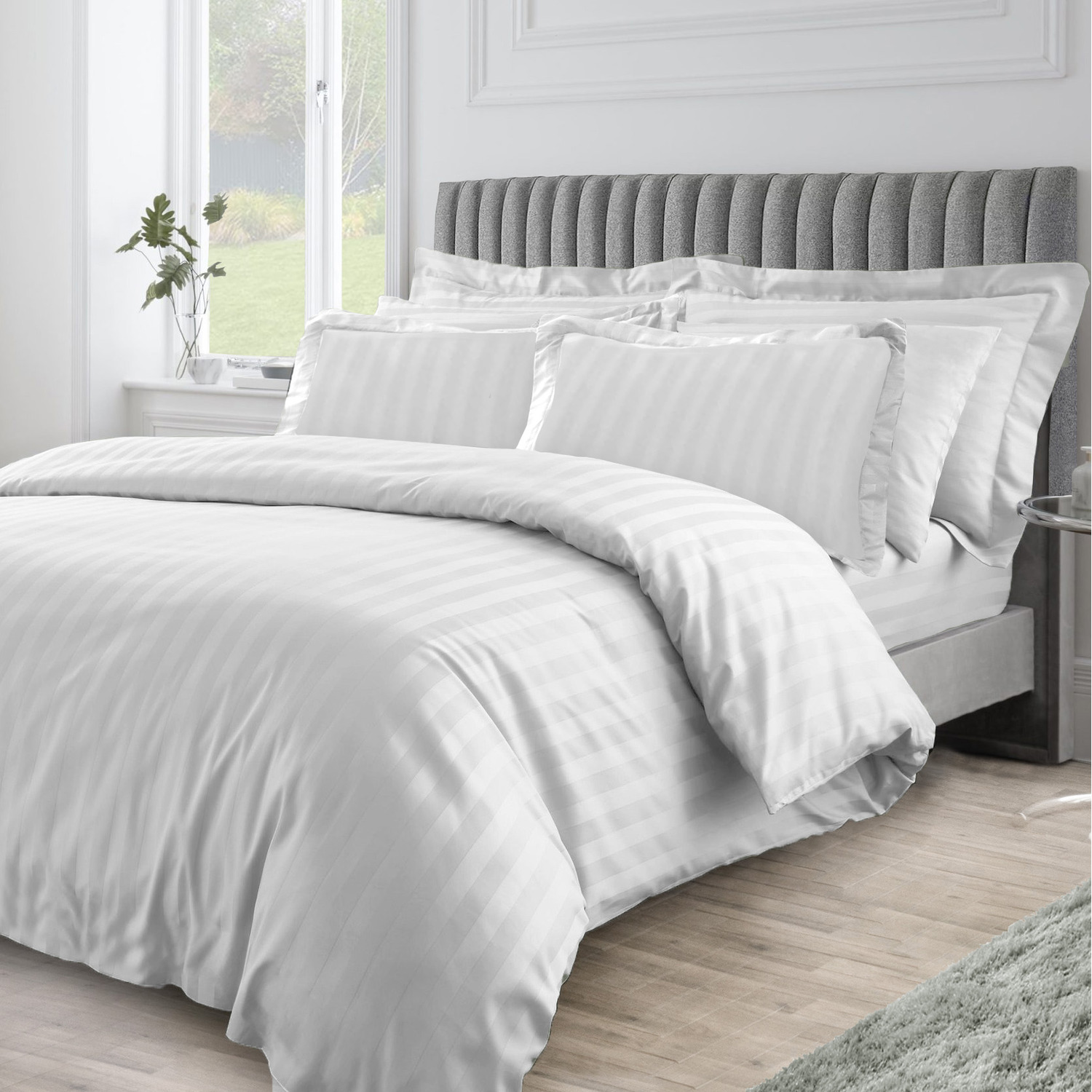 Premium Look Satin Stripe Patterened Duvet Set - White Superking