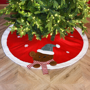 Traditional Christmas Bear Tree Skirt