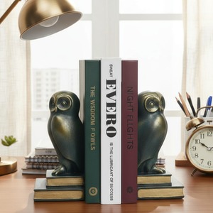 Pair of Green Rustic Owl Bookends