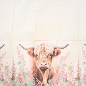 Highland Cow Paper Table Cloth