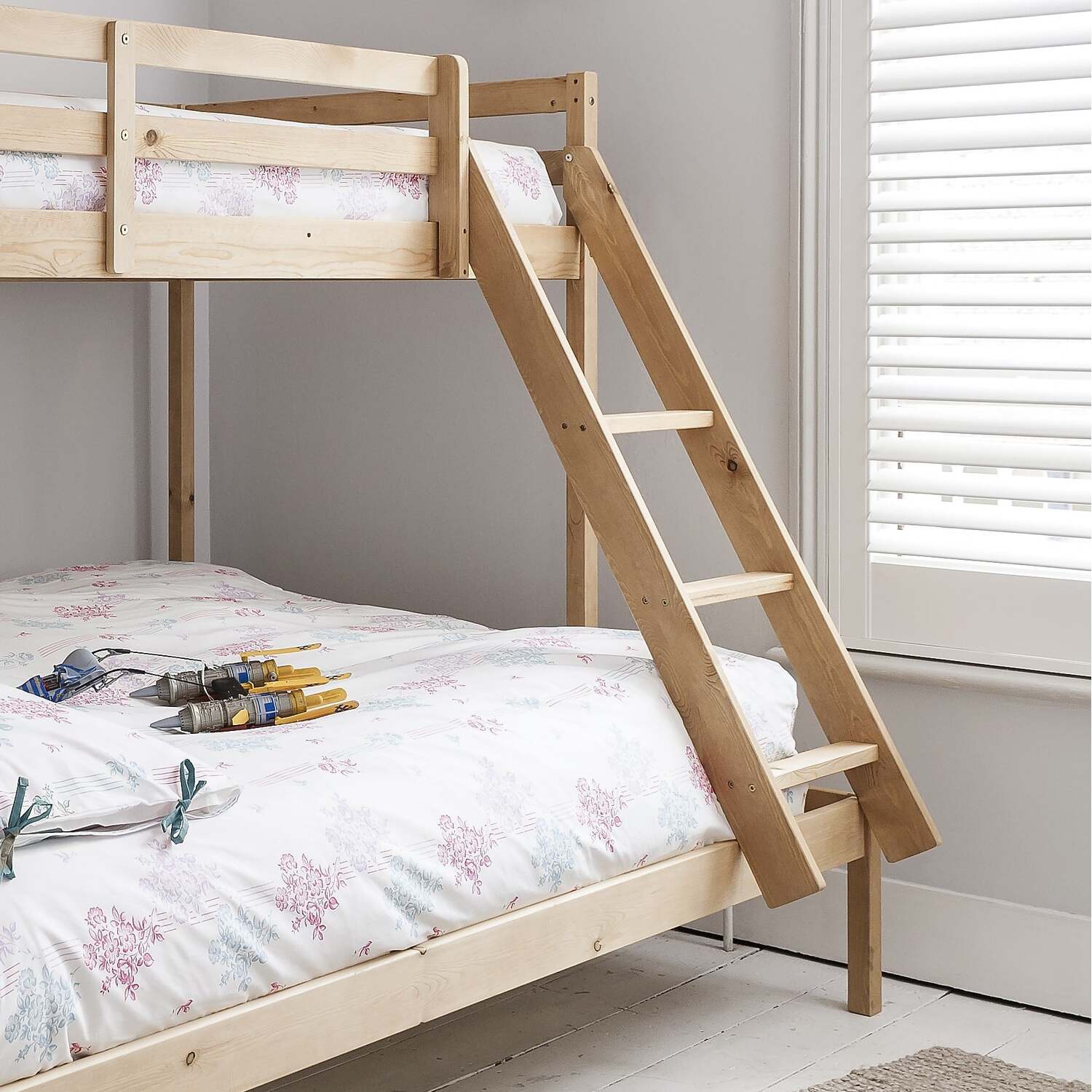 Kent Triple Bunk Bed In Natural Pine - Brown