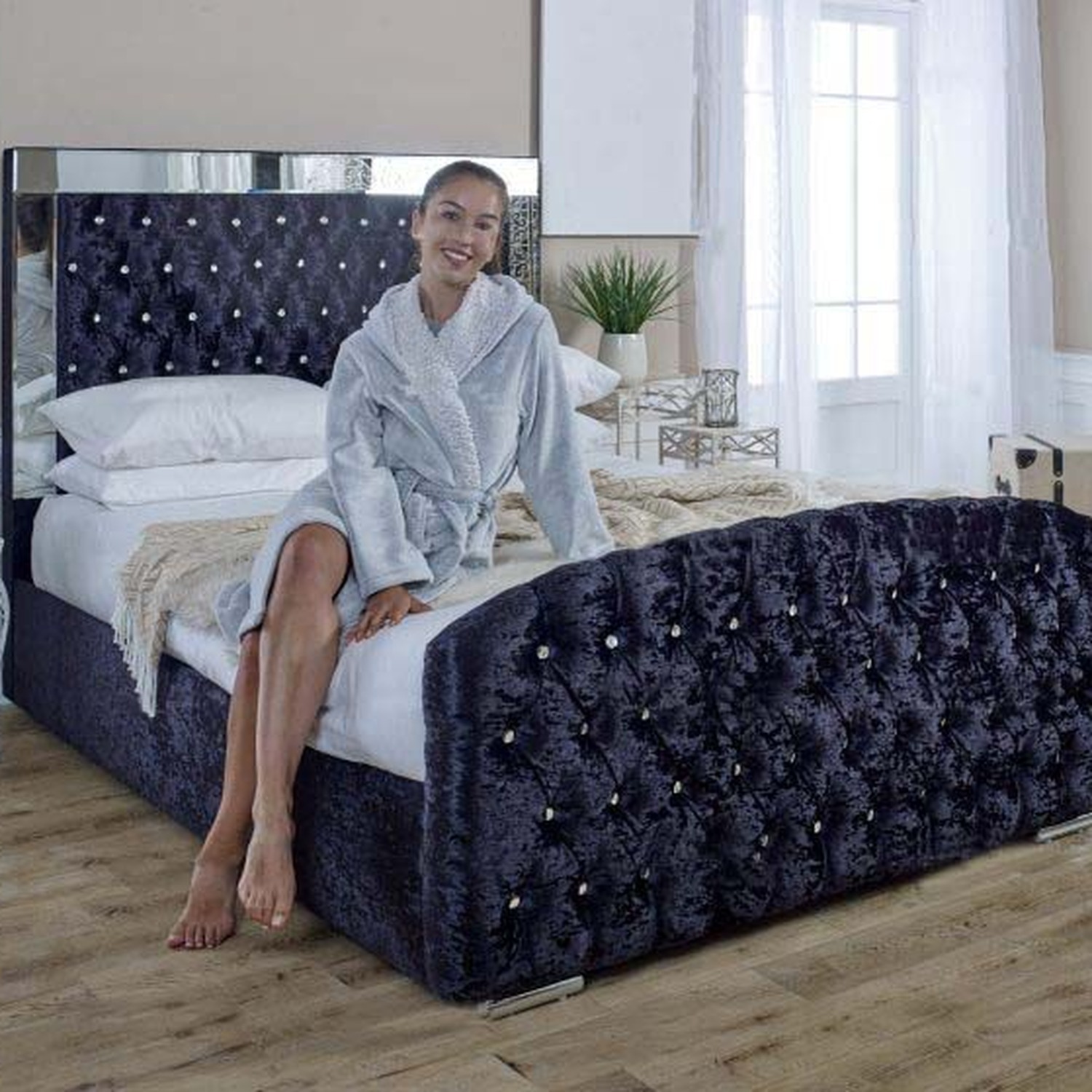 Paradise Beds Ltd Isabella Mirror Upholstered Ottoman Storage Bed - Black / King