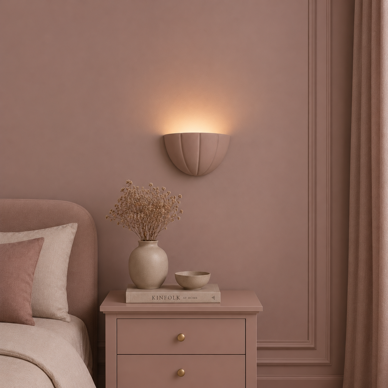 ValueLights Leonardo Scallop Curve Ceramic Flush Wall Sconce Light with Bulb in Dusty Pink - Image 4
