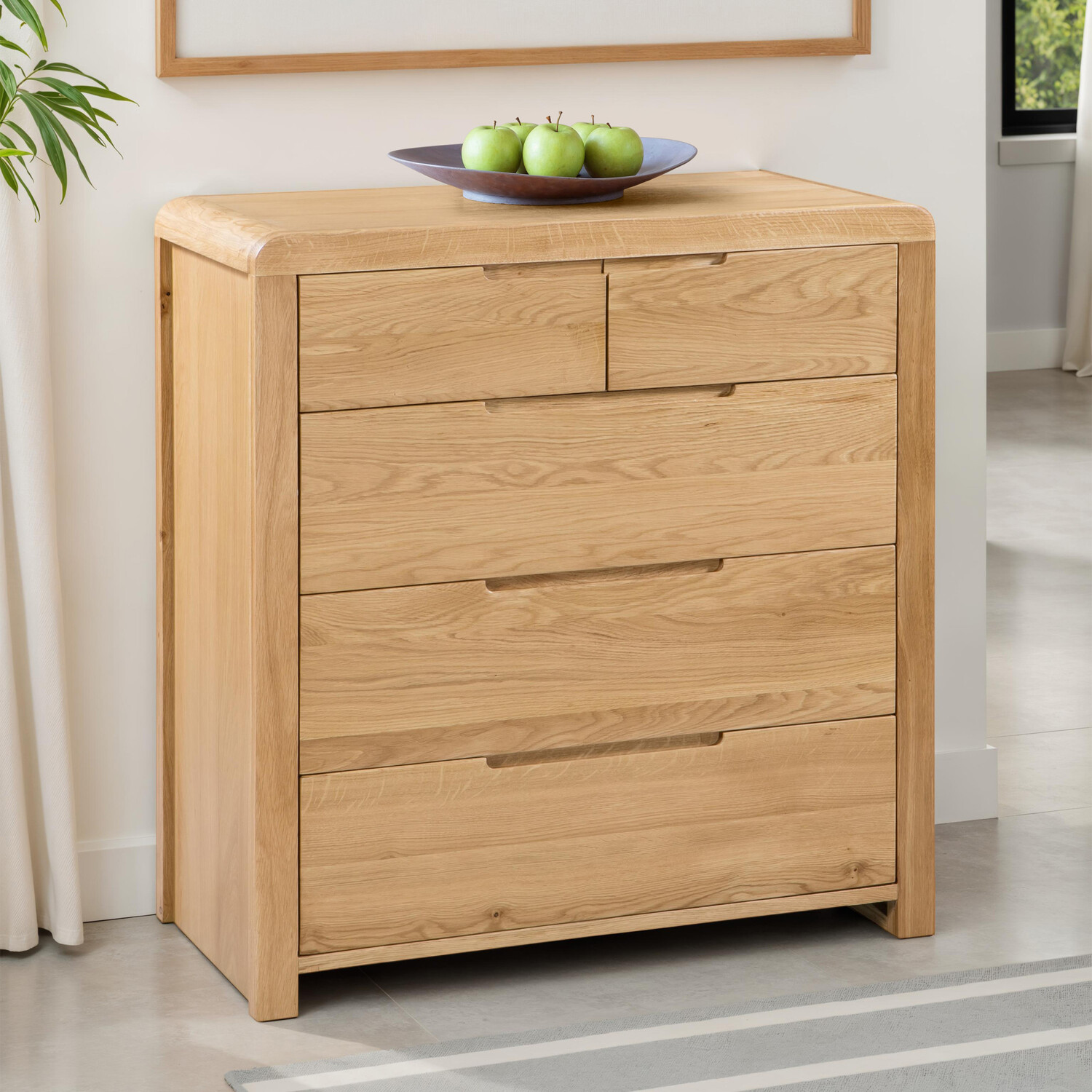 Julian Bowen Curve 5 Drawer Chest - Oak