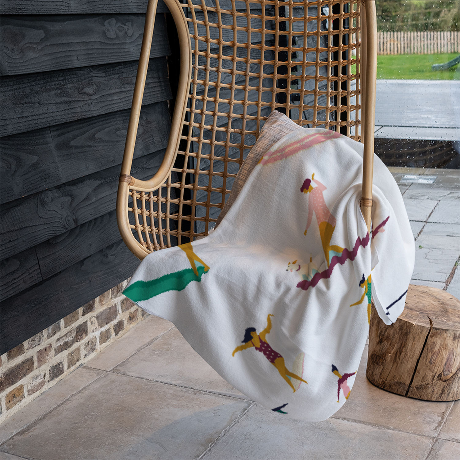 Female Surfers Blanket - White